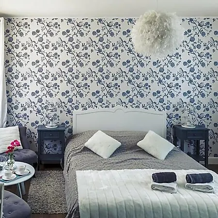Clos Charmille B&B