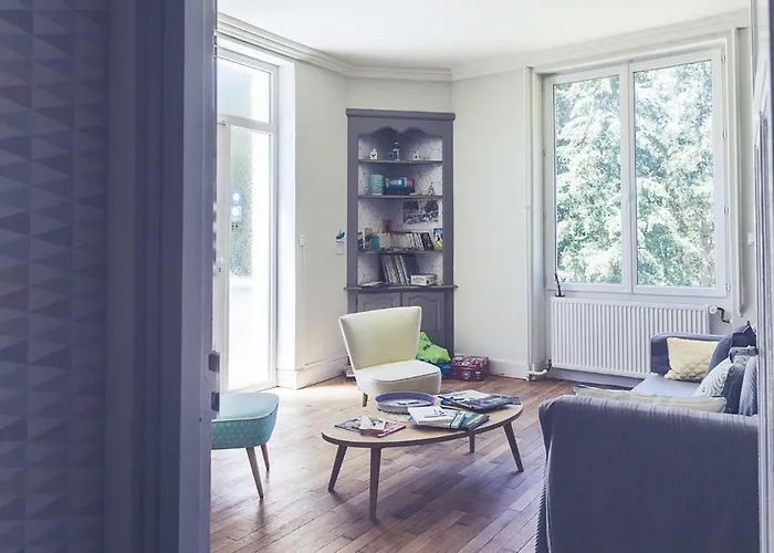 Clos Charmille Bed & Breakfast 3*